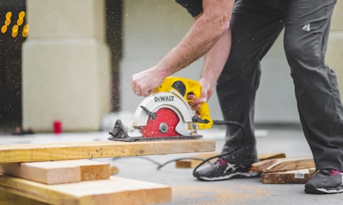 Uitdagingen in de bouw: de juiste balans tussen mensen en technologie